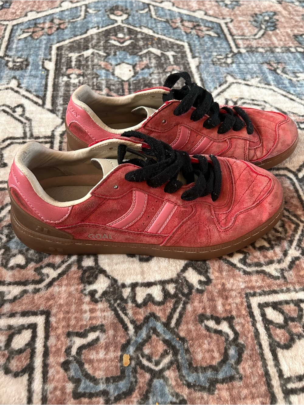 Coolway Goal Men’s Red Suede Sneakers with Black Laces Size 9